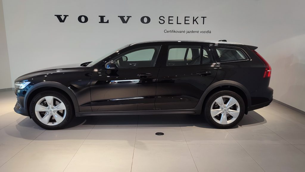 Volvo V60CC B5(P) 250PS AT8 AWD Advanced - T.O.P. Auto Bratislava a.s.