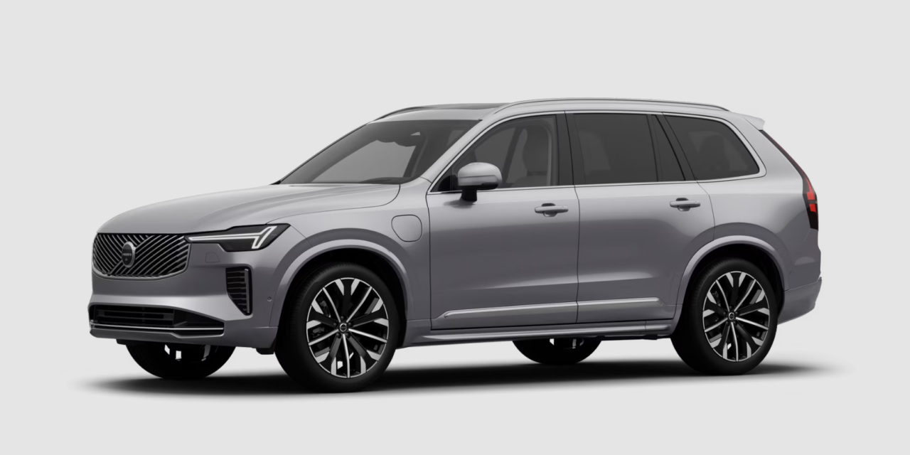 Volvo_XC90_T8_Ultra_Bright_2026_Aurora_Silver_TOP_AUTO_BRATISLAVA_VOLVOBORY_VOLVOROZNAVSKA (1)