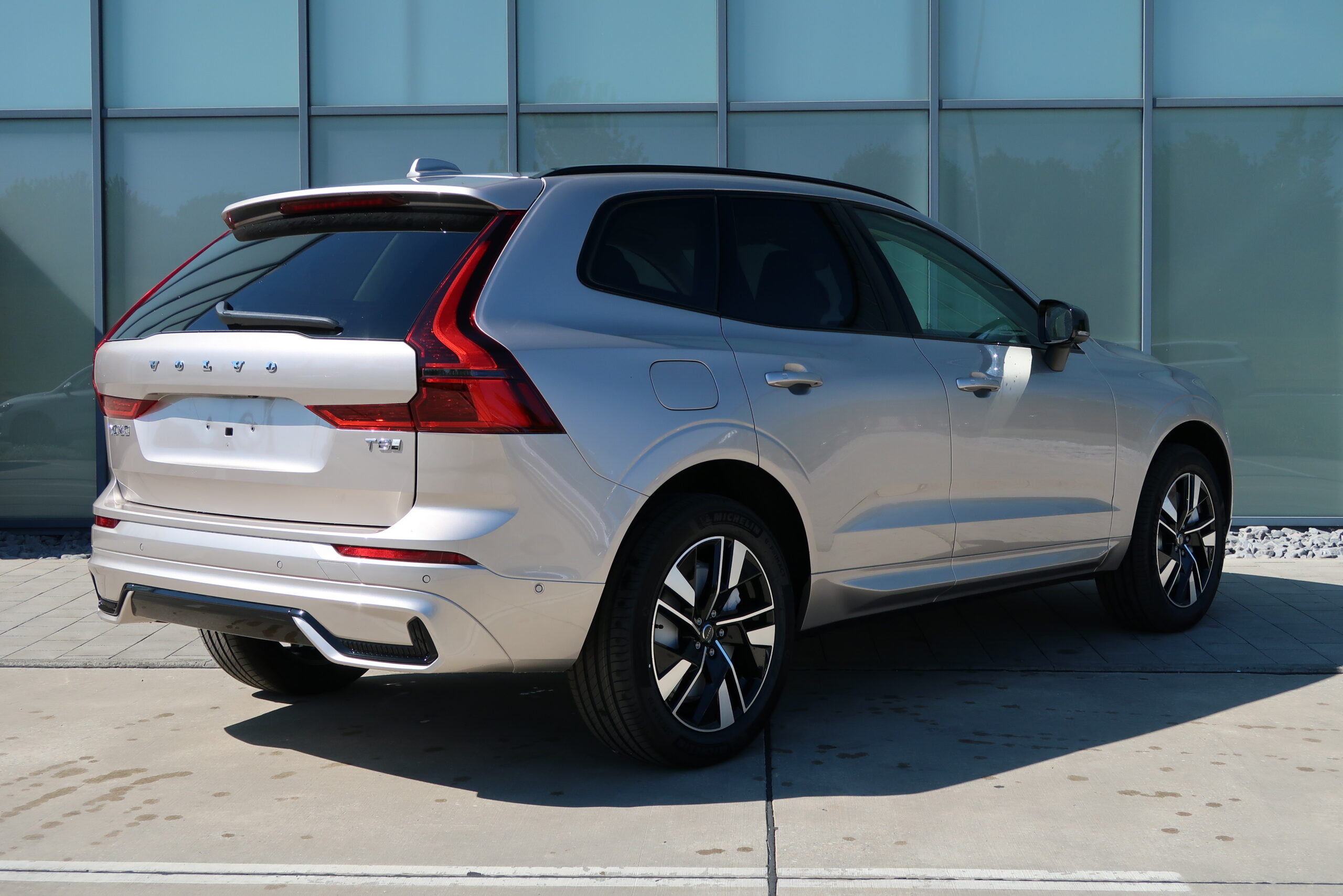 Volvo_XC60_LIGHTBROWN_TOP_AUTO_BRATISLAVA_VOLVOBORY (3)