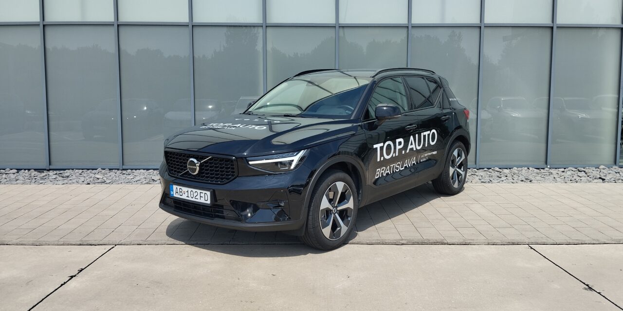 Volvo_25_XC40_black_TOP_AUTO_BRATISLAVA_VOLVOBORY (4)
